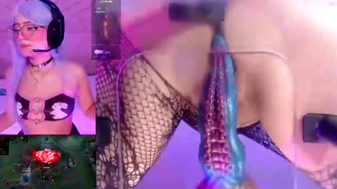Vivian online show from August 11, 3:30 am