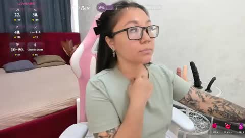 Vivien online show from August 12, 1:52 am