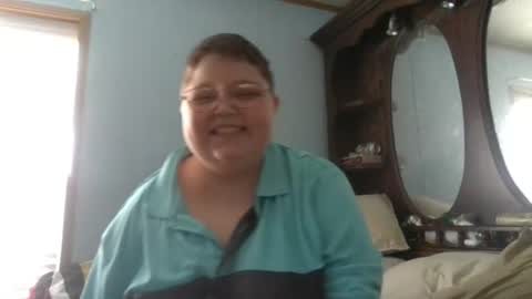 vivifibsh online show from July 28, 3:51 pm