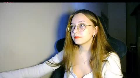 vivivivikkie online show from July 20, 10:57 pm