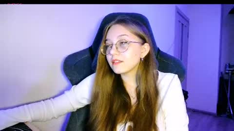 vivivivikkie online show from August 13, 12:13 am