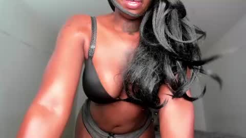 Sasha Malone online show from August 3, 5:36 am