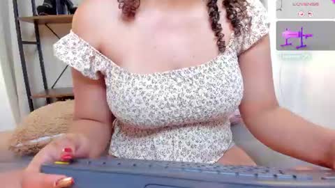Vixenia online show from June 26, 3:10 am