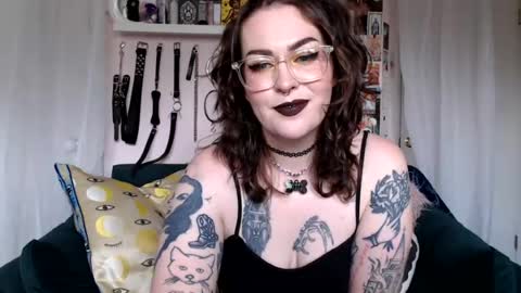 vixinvvitch online show from August 14, 6:11 pm