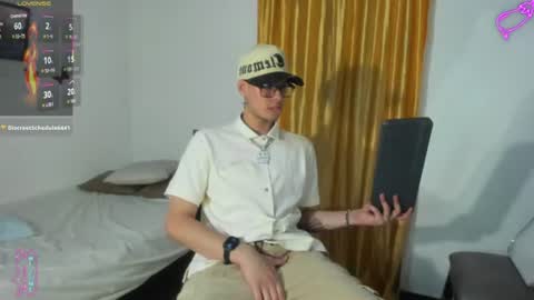 vlad__night online show from August 6, 10:53 pm