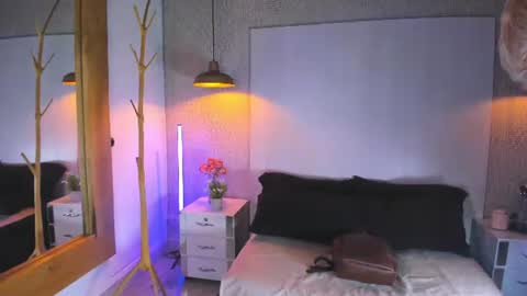 vladhellsing4 online show from August 13, 4:54 pm