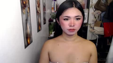 voganmarie online show from July 30, 10:22 am