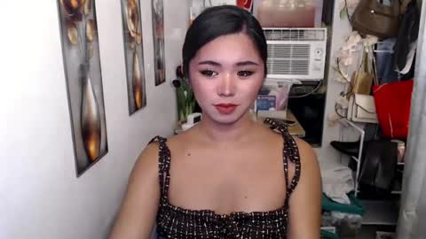 voganmarie online show from July 30, 5:20 pm