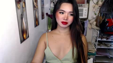 voganmarie online show from August 4, 1:08 pm