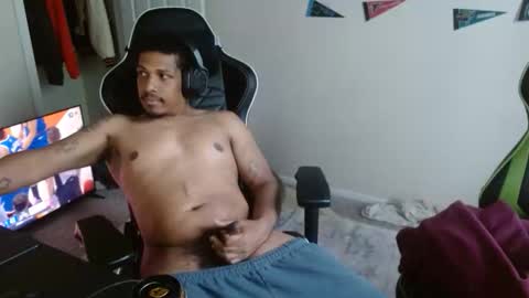 letshavefun online show from April 25, 11:00 pm