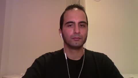 volve5 online show from April 5, 9:18 pm