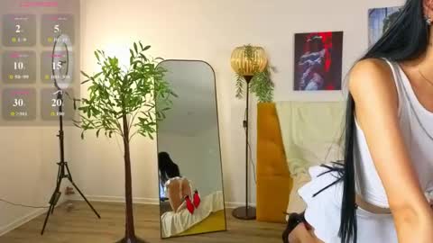 Vonen online show from August 13, 2:53 pm