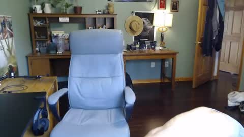 vonnyviews online show from July 26, 1:16 pm
