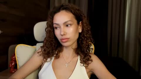 Lily online show from August 7, 5:40 am