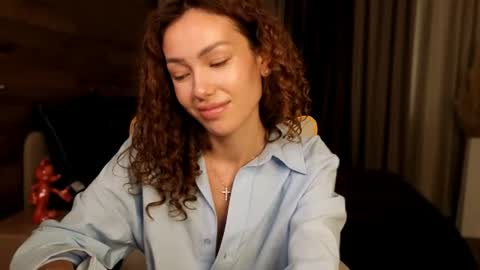 Lily online show from August 8, 8:47 am