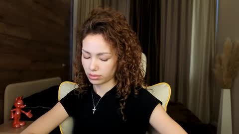 Lily online show from August 16, 5:22 am