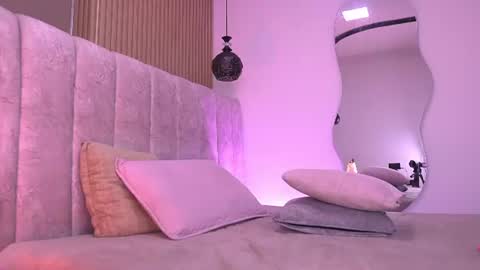 Violeta online show from August 15, 7:34 am