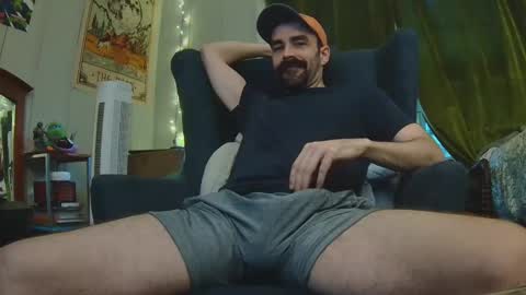 w0lf_359 online show from April 18, 11:36 pm