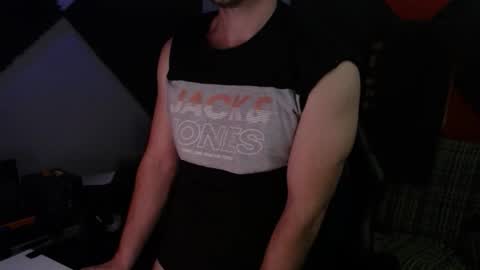 w33dgvy online show from March 4, 1:58 am