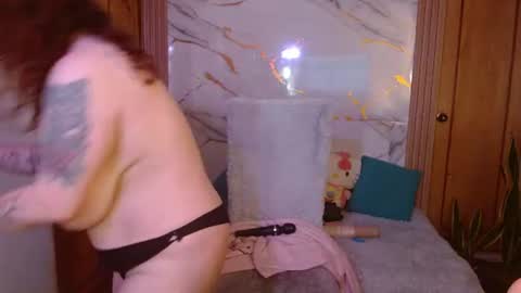 kitty SUPORT ME AND MY BABY SINGLE MOMY online show from August 15, 9:24 am