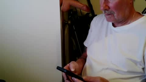 world online show from August 16, 3:54 am