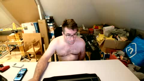 wammes85 online show from July 6, 11:30 pm