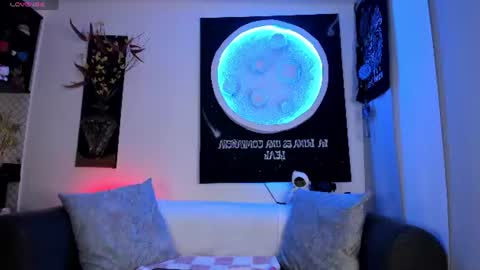   online show from June 26, 5:44 am