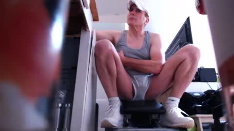 edging noah loves to wank online show from June 14, 12:35 pm