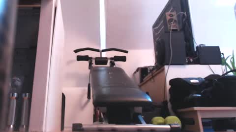 edging noah loves to wank online show from June 16, 5:00 pm