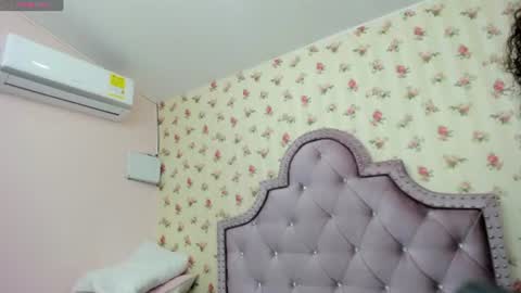 Milf Latina online show from August 9, 1:23 pm