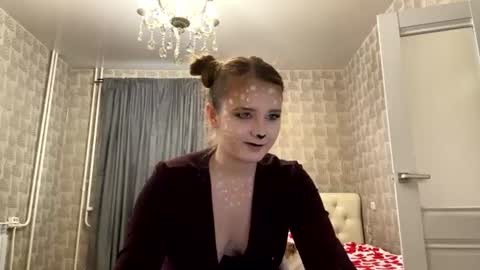 Sanda online show from August 10, 1:23 pm
