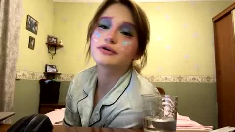 Sanda online show from August 14, 7:28 pm