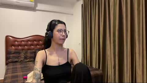 wavy_nights online show from August 14, 10:02 pm