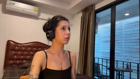 wavy_nights online show from August 15, 2:26 am