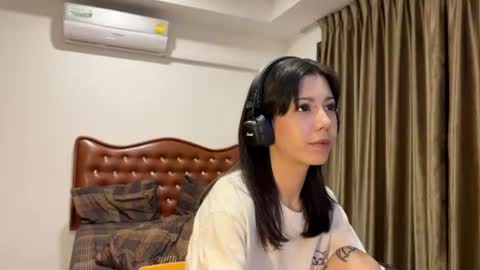 wavy_nights online show from August 15, 7:40 pm