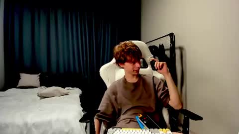 wawesuck online show from August 1, 1:28 pm