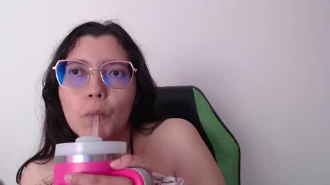 Trixie 3 online show from August 8, 6:41 pm