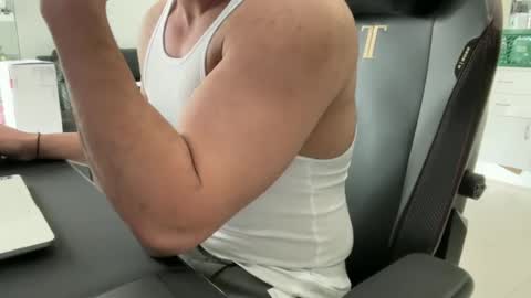 Weapon X online show from June 26, 1:53 am