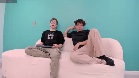 Mens hot online show from July 15, 2:29 pm