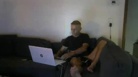 weberbenny online show from August 2, 12:39 am