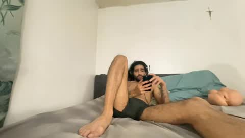 ShootingWebs online show from August 18, 5:13 am