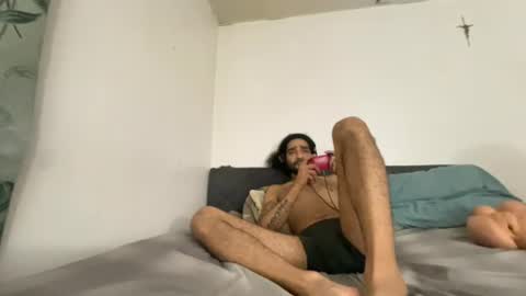 ShootingWebs online show from August 18, 6:19 am