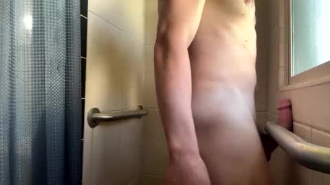 TheWeekdayWanker online show from May 29, 5:37 pm