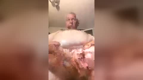 weightroom1958 online show from July 11, 4:51 am
