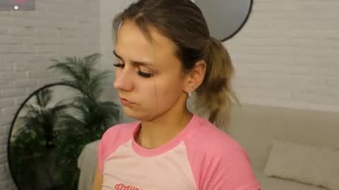 Im Wendy online show from August 4, 1:13 am