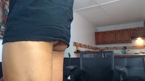 Wesley Rogger online show from August 15, 10:14 pm