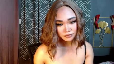 yana online show from July 31, 8:03 pm