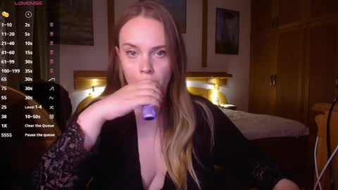 Lana and Mia sweetmiaa ONLYFANS  online show from May 12, 8:53 pm