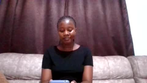 wet_pussieyy online show from August 9, 9:05 pm