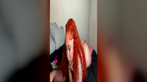 SheSquirts online show from June 17, 6:29 pm